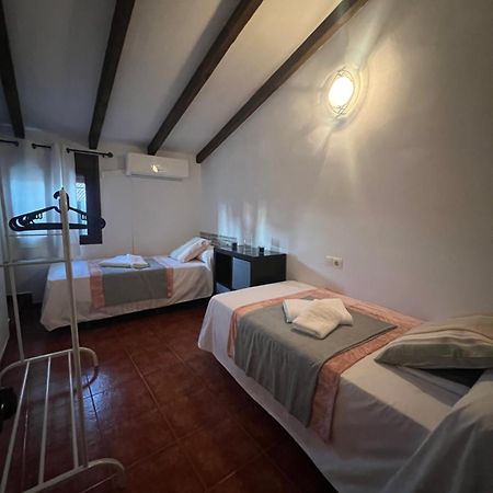 Vila Casa Pancho Zahara De La Sierra Exteriér fotografie