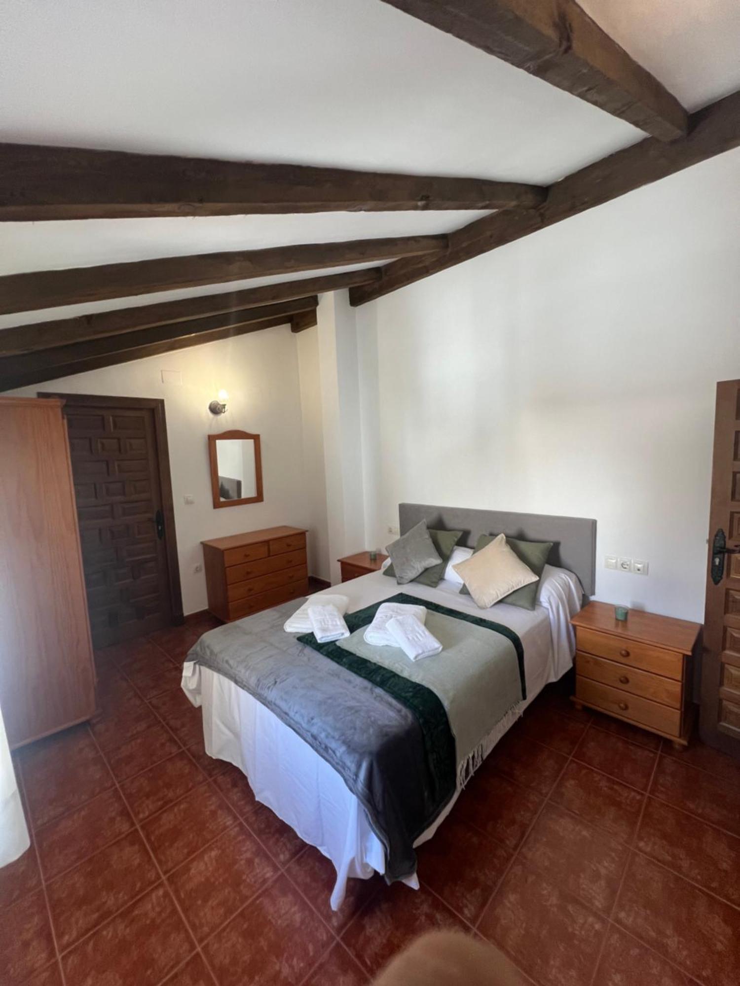 Vila Casa Pancho Zahara De La Sierra Exteriér fotografie